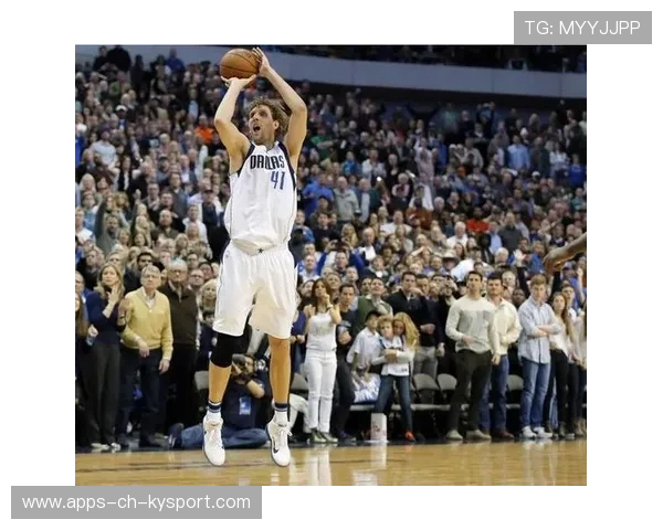 NBA传奇诺维茨基正式入驻名人堂，全场致敬响彻球馆，诺维茨基选秀